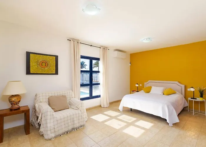 Villa Castillo Del Aguila By Villa Plus
